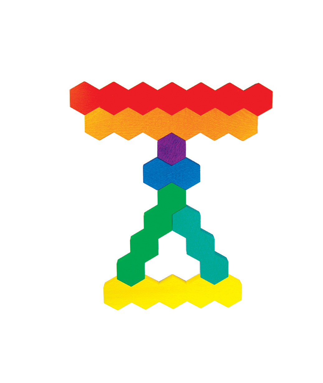 Honeycomb Holzbausteine von Sina Spielzeuge, Baubeispiel Nummer 009 Honeycomb Holzbausteine auf weißem Hintergrund, Baubeispiel Nummer 009