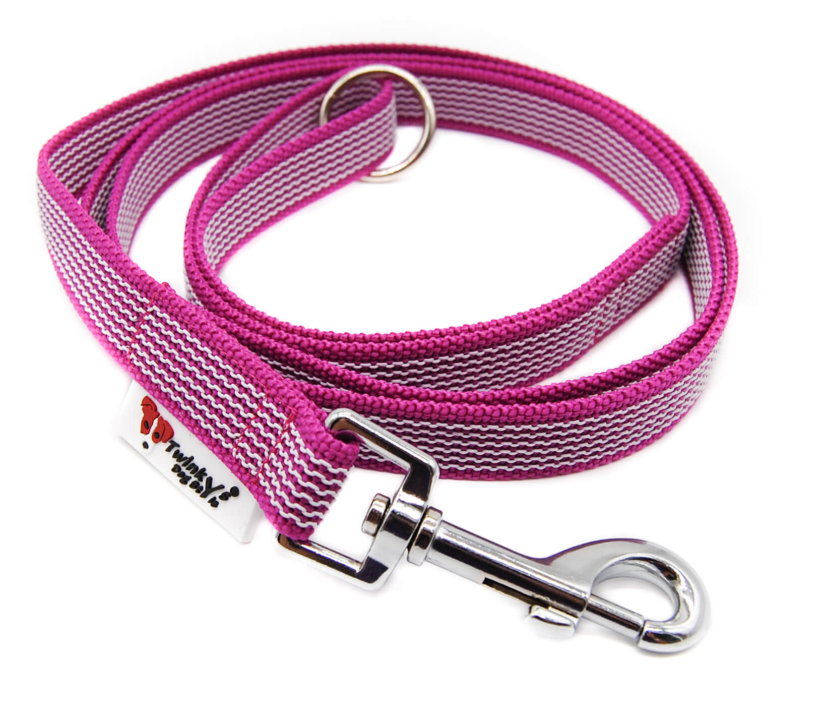 Pink gummierte Führleine in 160 cm Länge und 20 mm Breite mit Zinkdruckgusskarabiner liegt locker aufgerollt auf weißem Hintergrund